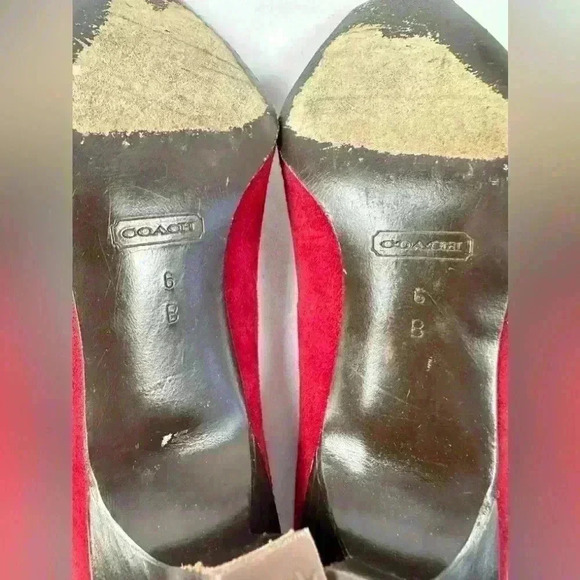 Vintage Coach Red Suede Heels w/Brown Shoe line Accent (Size 6) - Picture 9 of 9